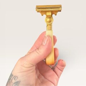 Vintage Eversharp Schick Injector Razor With Bakelite Handle Brass / Copper